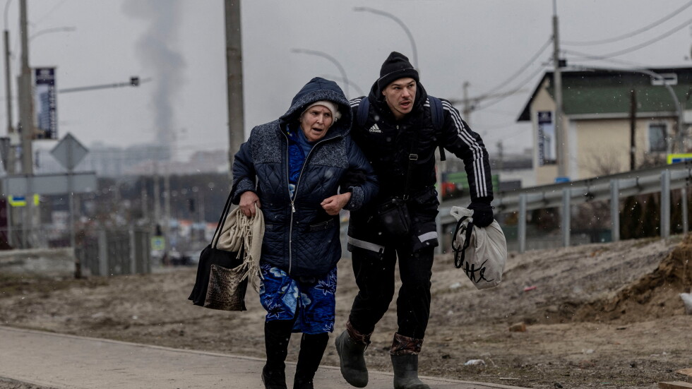 Украйна: Предложението на Русия за коридори за евакуация, водещи към нея и Беларус, е „неморално“