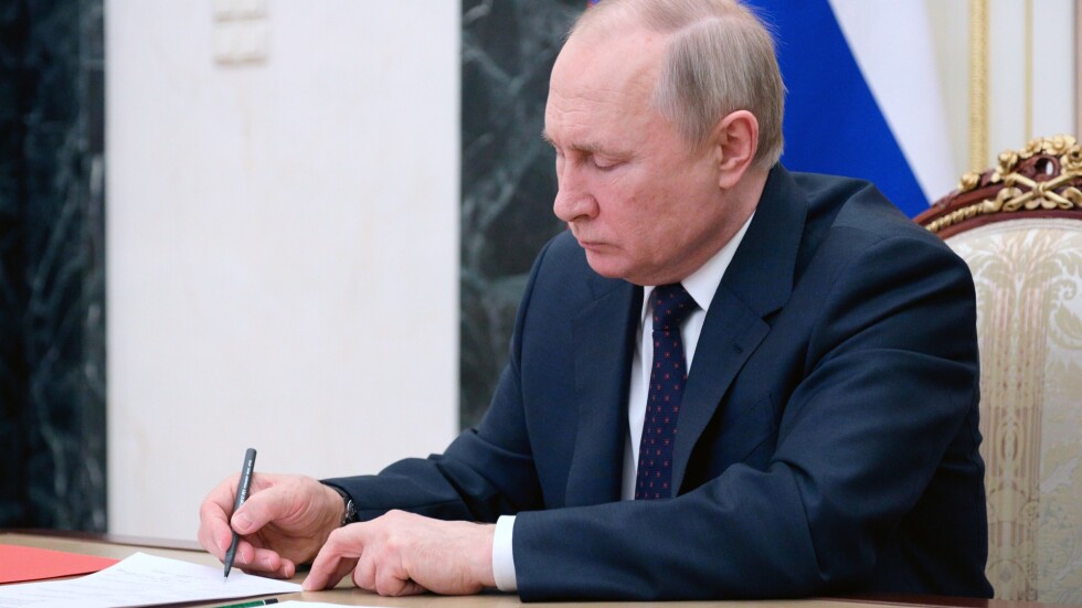 Путин подписа указ за нови ответни санкции срещу западните страни