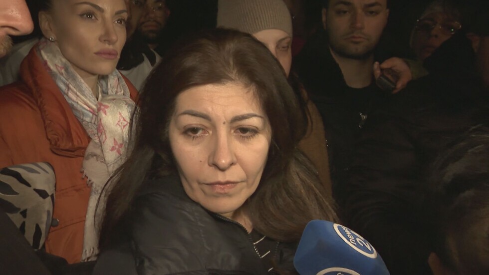 Арнаудова отговори на Рашков: Не е изтичала информация от сестра ми за акцията срещу нас