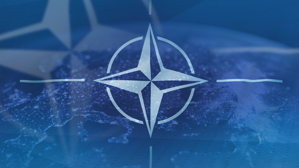 НАТО изпраща нови бойни групи в 4 страни, сред които и България