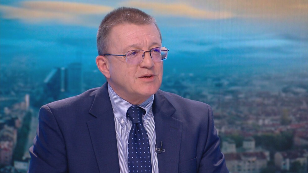 Бойко Ноев: България трябва да помогне във военно-техническо отношение на Украйна
