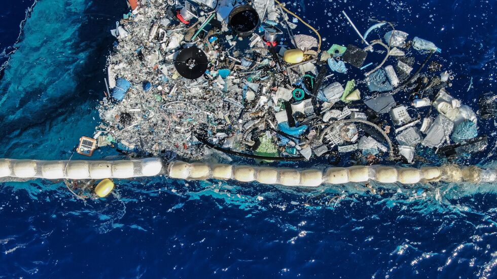„Докато парченце пластмаса не остана в океана“: Боян Слат и борбата му с водните сметища