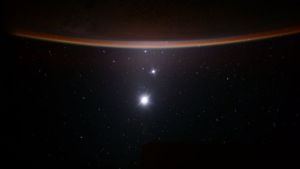 Юпитер и Венера се „целунаха“ в нощта на 1-ви срещу 2-ри март (ВИДЕО)