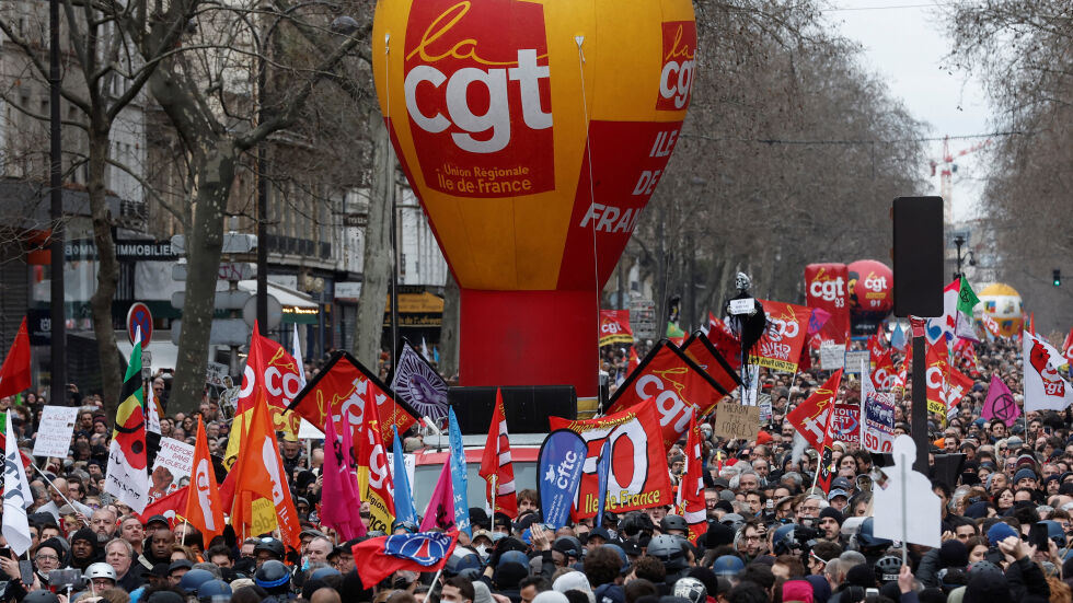 Франция с пореден общонационален протест срещу пенсионната реформа 