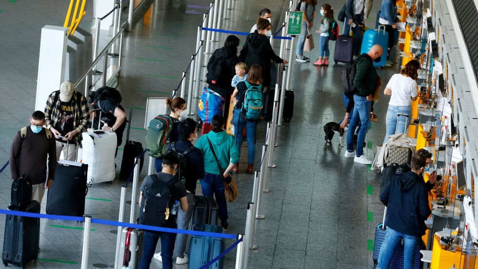 Стотици полети бяха отменени в няколко летища в Германия заради стачка