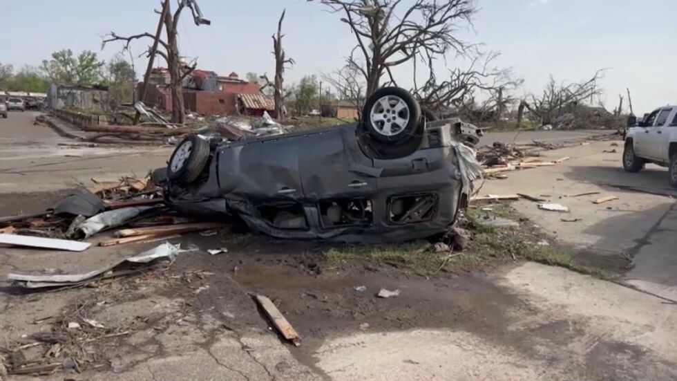 Торнадо в Мисисипи взе жертви, най-малко 25 са загинали