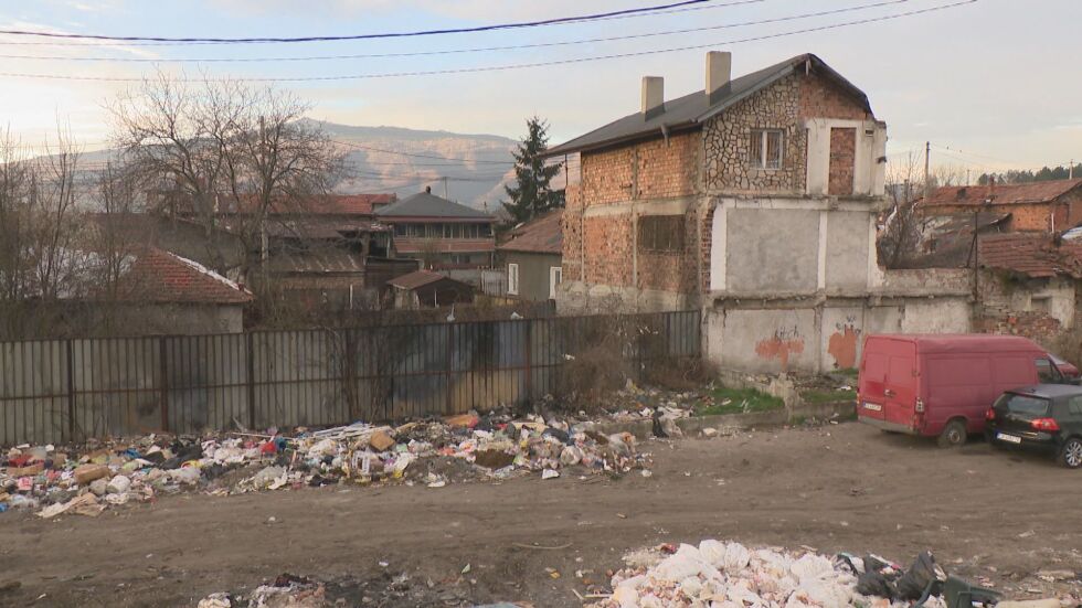 Жажда за въздух: Столичен квартал от 10 г. очаква мерки срещу горене на отпадъци
