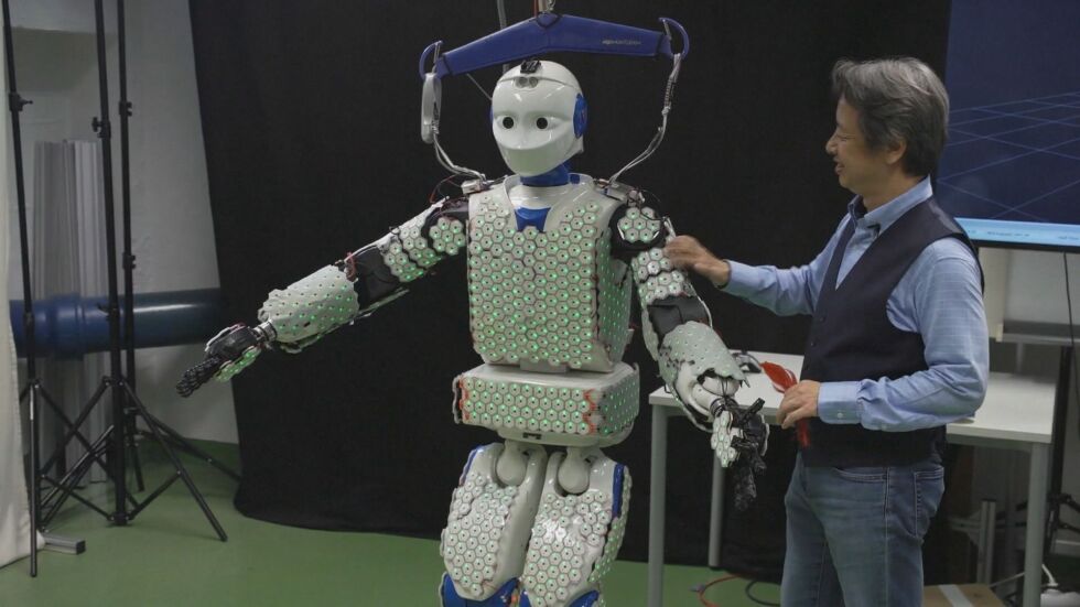 Като истинска: Разработиха кожа на робот, която реагира на допир