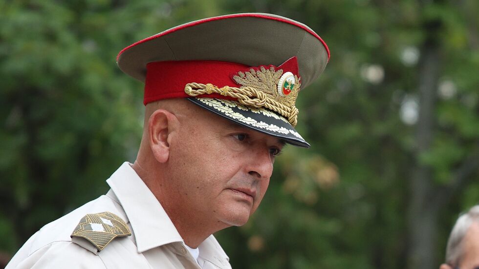  Началникът на ВМА: България загуби своя нравствен лидер 