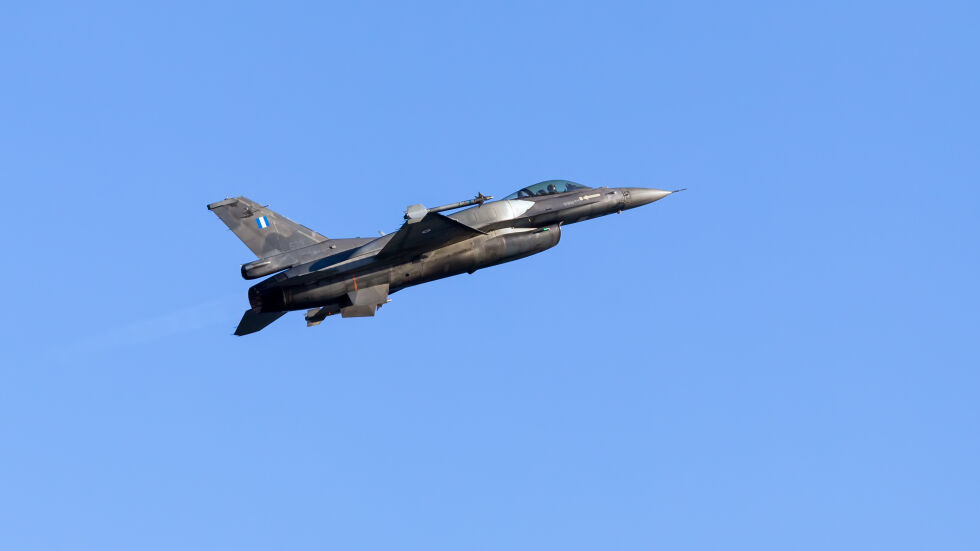 Изтребител F-16 се разби в морето край Халкидики