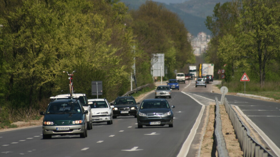 Пътна полиция ще проверява за висока скорост по пътищата в България до неделя