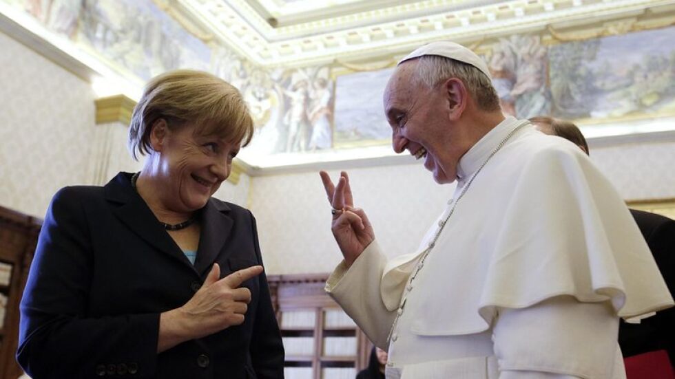 Меркел и папа Франциск обсъдиха проблемите на вярата и пазарите