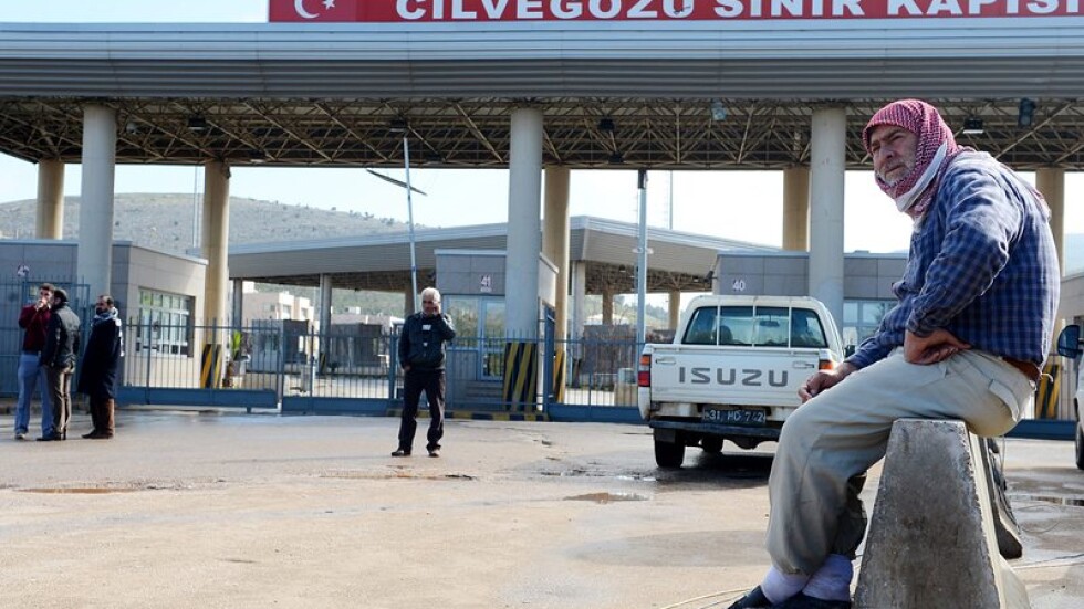 Турция отвори сухопътните си граници за чужденци