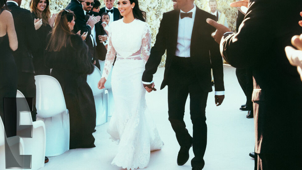 Сватбената рокля на Ким Кардашиян – изящество от дантела