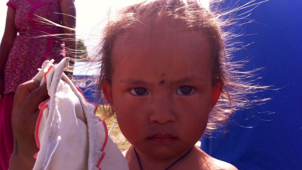 Пратениците на bTV в Непал: Няма да забравим човешките истории, историите в очите на децата