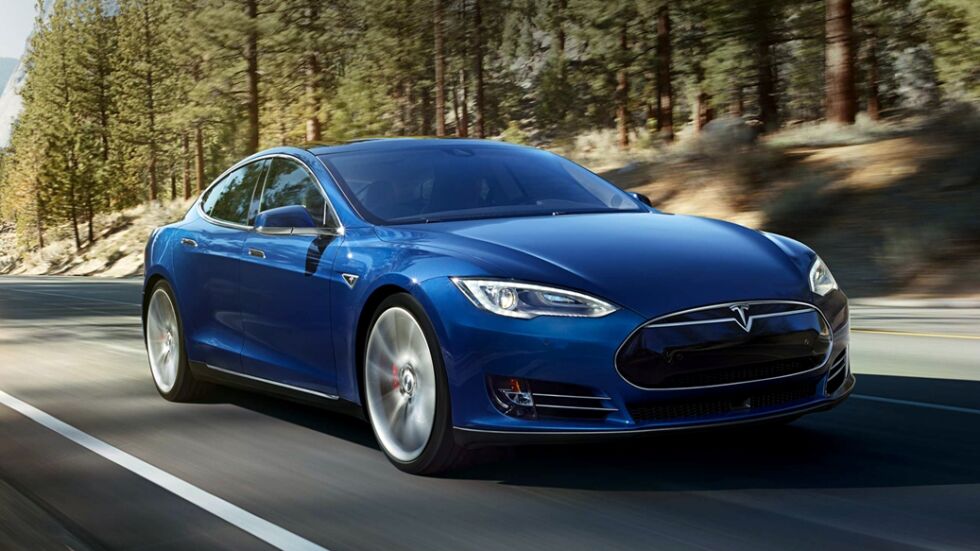 Tesla вдига цените на колите си в САЩ заради инфлацията