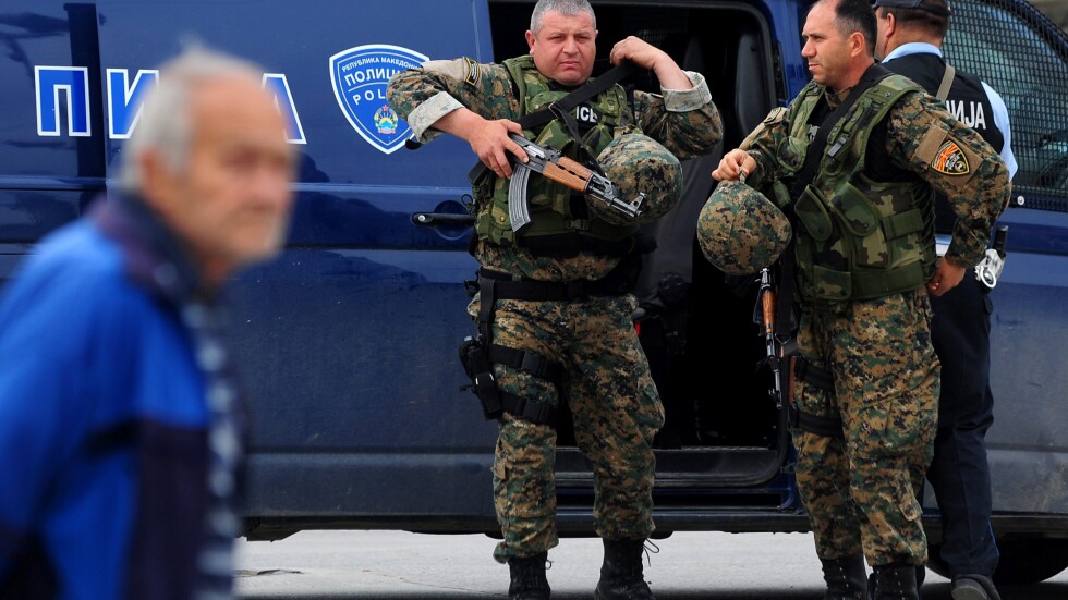 В Куманово се е стреляло до 5 сутринта, шестима полицаи са убити