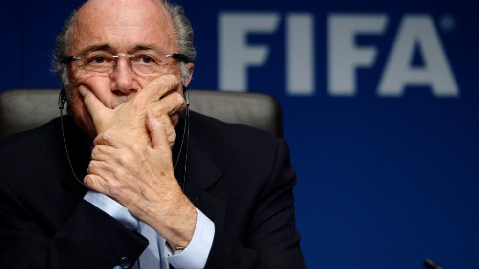 Натискът към президента на ФИФА Сеп Блатер да подаде оставка се засилва (ОБЗОР)