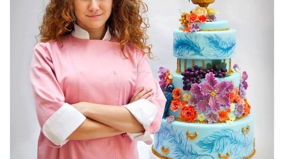 Как Йоана Балева спечели първа награда с торта с паун