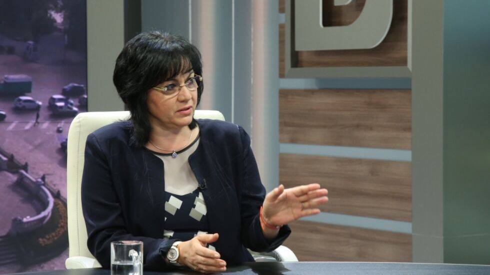 Корнелия Нинова: БСП ще гласуват против закупуване на боен самолет 