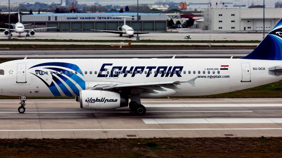 Египетски пътнически самолет изчезна от радарите 