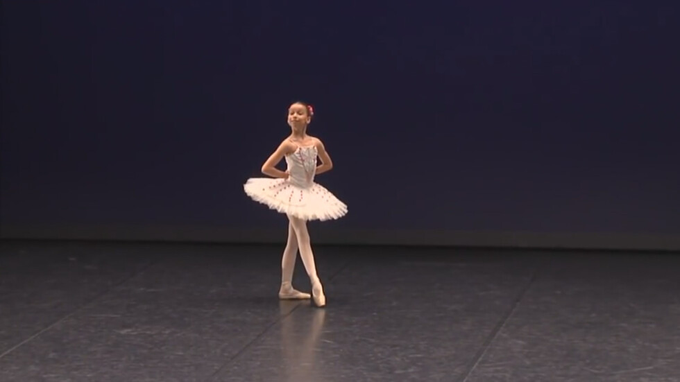 10-годишната балерина Румелина покорява световните сцени