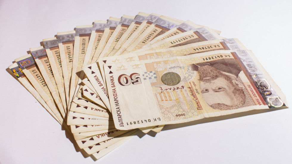 300 000 българи са с намалена заплата, въпреки инфлацията