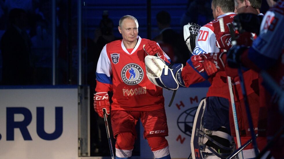 Владимир Путин преди хокеен мач: Ние какво общо имаме с уволнението на шефа на ФБР?