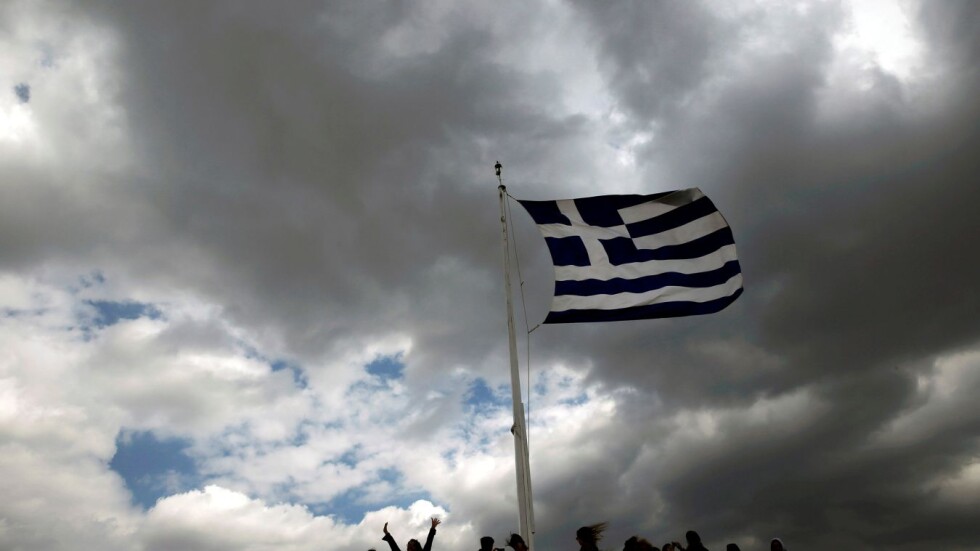 Отпускат пореден спасителен транш от 8,5 млрд. евро на Гърция