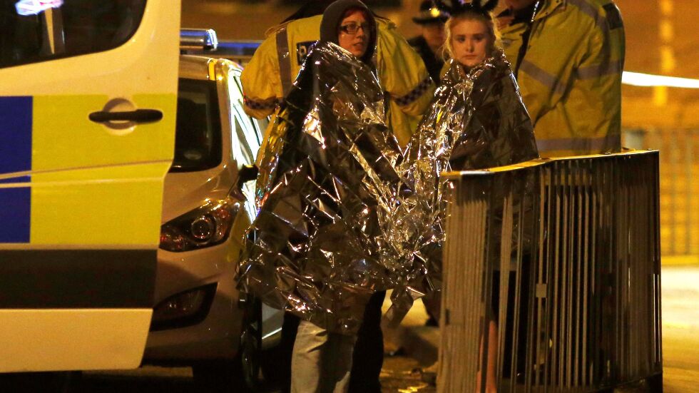 Терористичен акт в Манчестър: Най-малко 19 души са убити, а над 50 са ранени