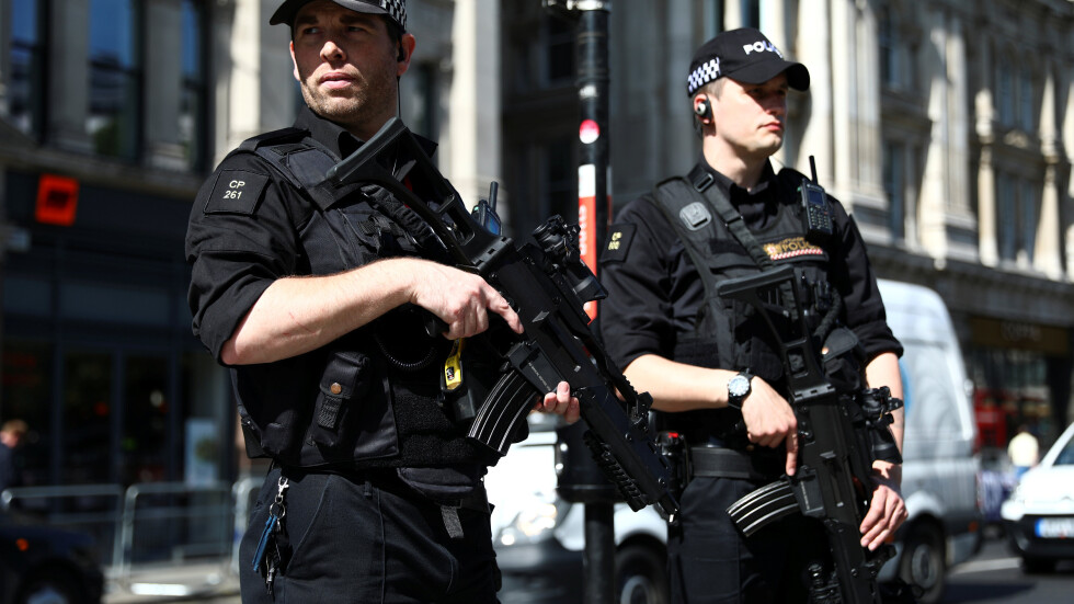 Задържаха трима мъже във връзка с разследването на атентата в Манчестър 
