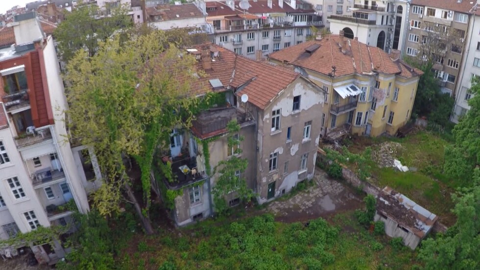 Още исторически къщи в София са пред събаряне