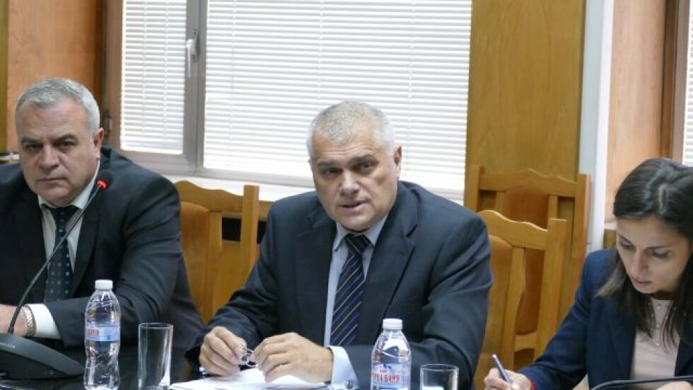 Валентин Радев: Рано е да се говори за съкращения в МВР
