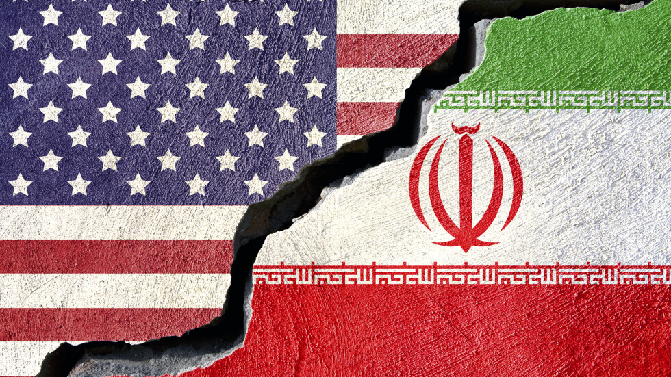 Иран се оттегля частично от ядреното споразумение