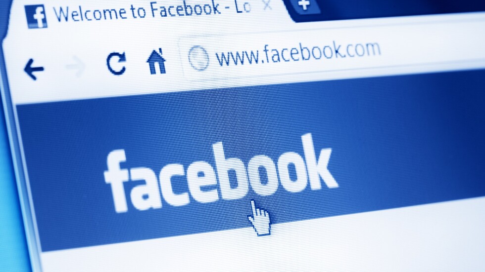  „Фейсбук” спира временно около 200 приложения 