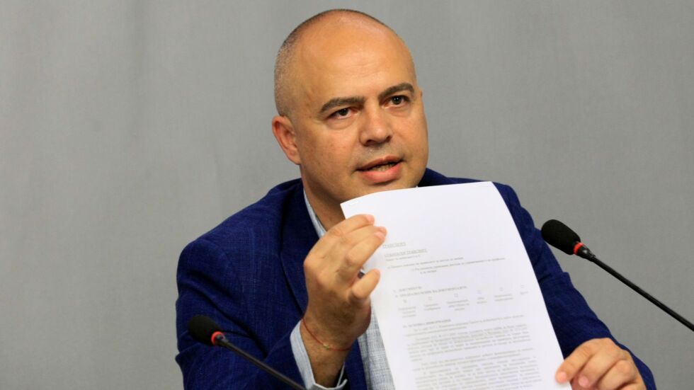 БСП кани Борисов да каже какво е свършило правителството в защита на превозвачите
