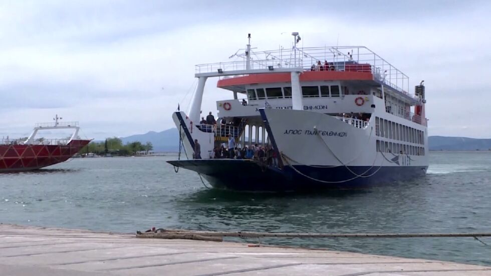 Туристи останаха блокирани на остров Крит заради транспортната стачка