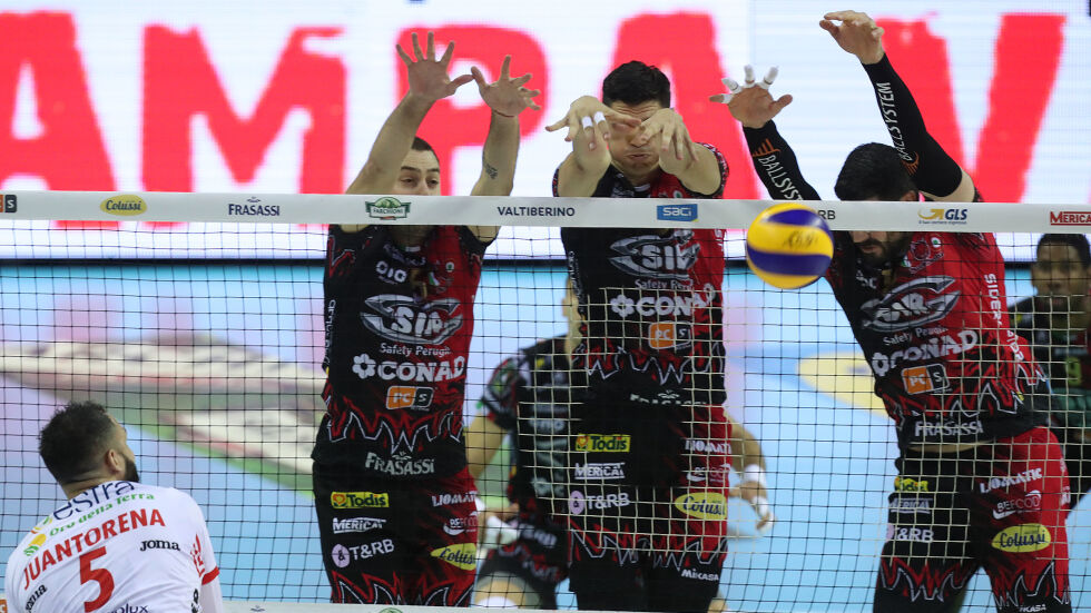 Шампионската игра на "Перуджа" разби Соколов и "Лубе" в първия финален двубой