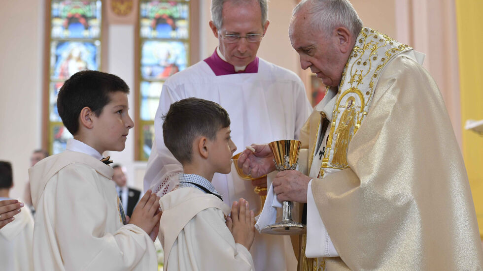 Папа Франциск и децата