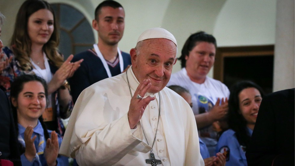 Папата: Песимистите съсипват всичко – дори торта, сипвайки оцет върху нея