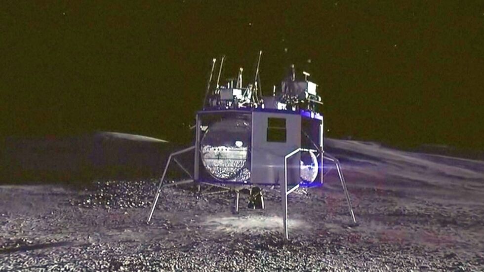 Джеф Безос показа макет на лунен апарат