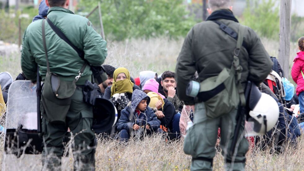 Бежанският натиск по границите ни – много по-нисък в сравнение с 2013 г. 