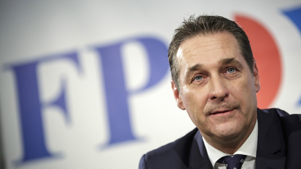 Бившият вицеканцлер на Австрия получи 15 месеца затвор условно за корупция