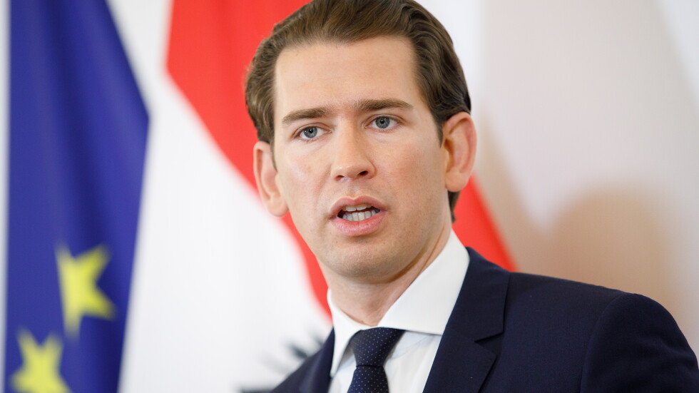 Правителството на Себастиан Курц падна след вот на недоверие в австрийския парламент