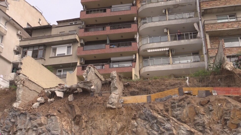 Опасен строеж: Има ли нарушения при изграждането на нова сграда в Созопол
