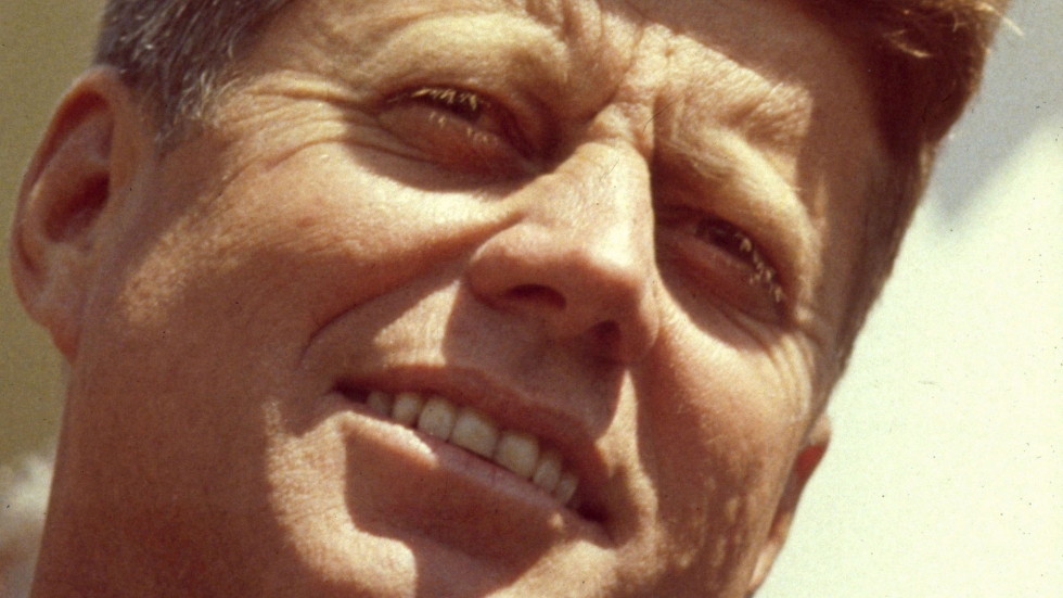 Джон Кенеди ~ Най-горещото място в ада е запазено за онези, които в моменти на морална криза са запазвали неутралитет