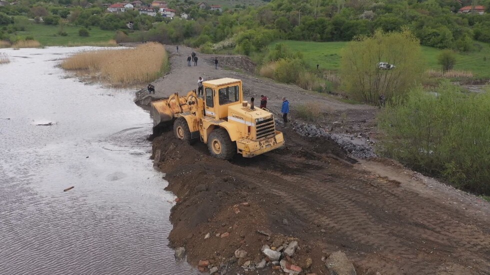 МЗХГ: Няма забавяне на документи за изграждането на ново хвостохранилище в Община Перник