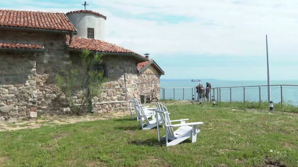 Първите туристи вече посетиха о-в Света Анастасия край Бургас