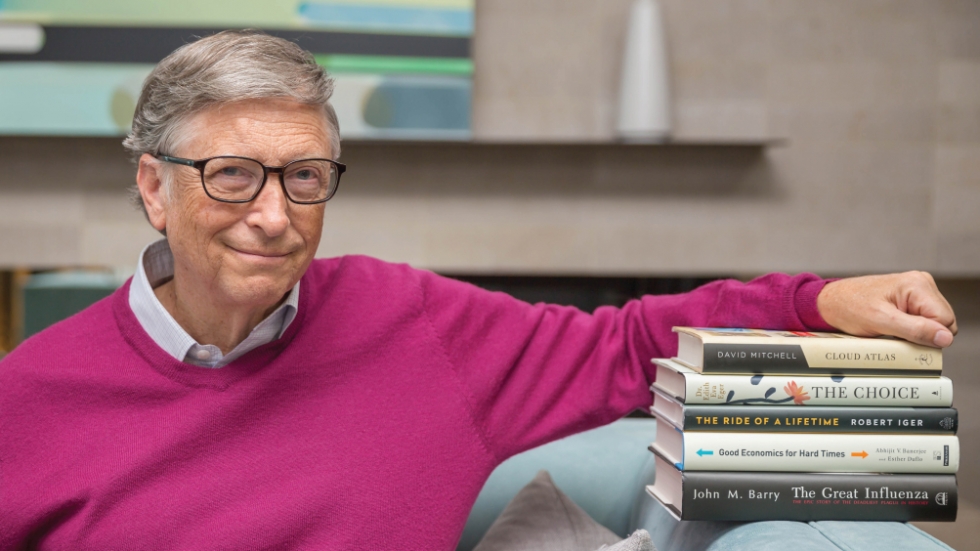 Бил Гейтс: 5 книги, които да прочетете това лято + други неща, които да правите вкъщи през карантината