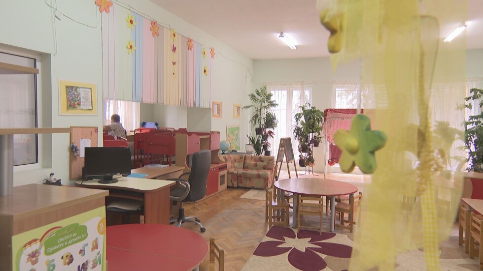 Отново на детска градина: В София ще отворят 176 